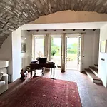 Bed and breakfast Antico Casale Di 4*