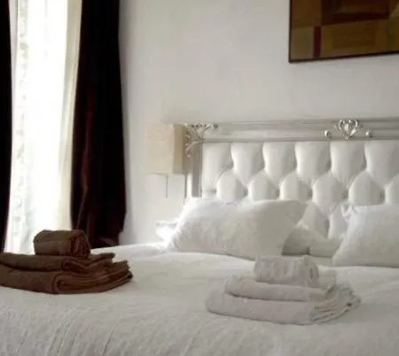 Antico Casale Di לינה וארוחת בוקר בוביו