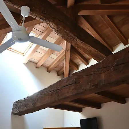 לינה וארוחת בוקר Antico Casale Di 4*