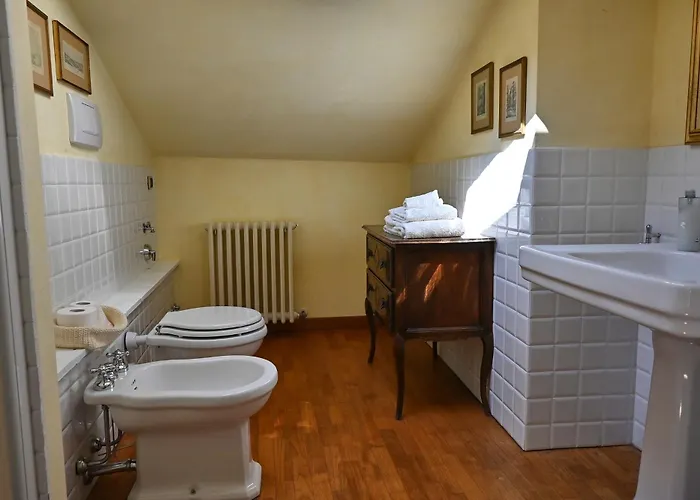 Bed & Breakfast Antico Casale Di 4*