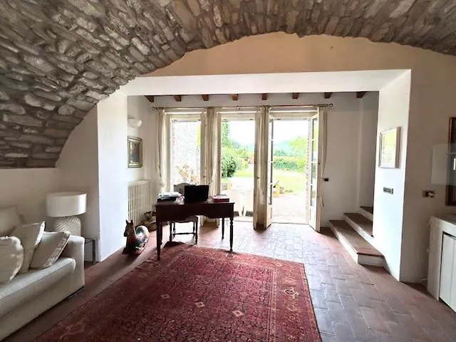 Bed & Breakfast Antico Casale Di 4*